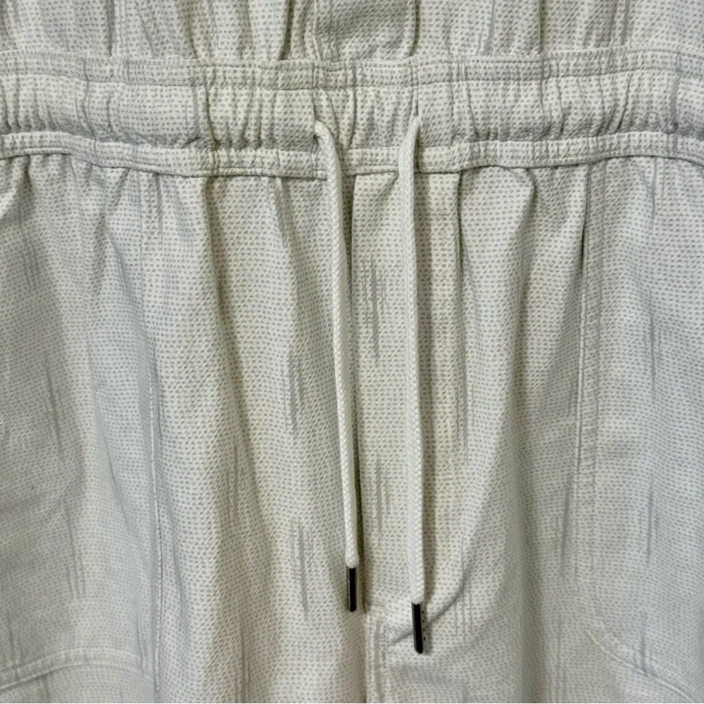NWT Athleta Farallon PRINTED Shorts Romper 1X Spliced Magic Veil Grey Comfort